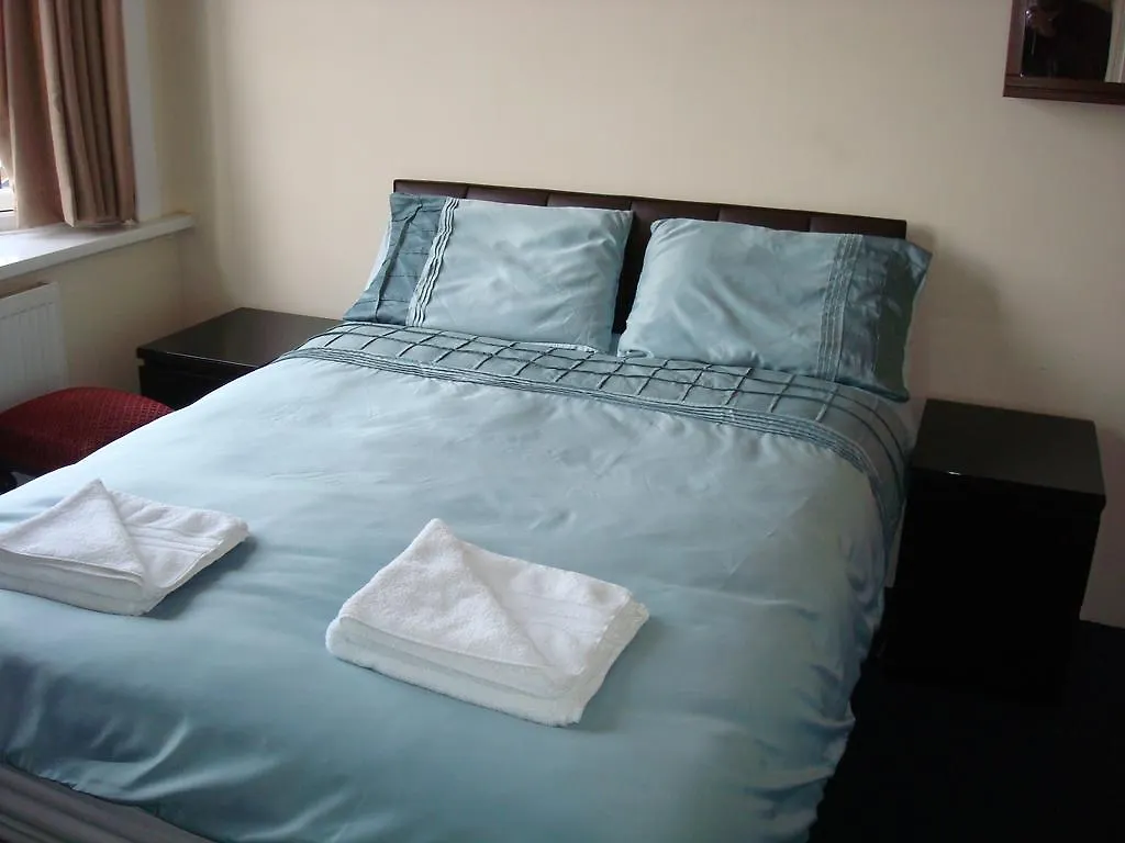 Forest Gate Hotel - Free Parking Limited Spaces London United Kingdom