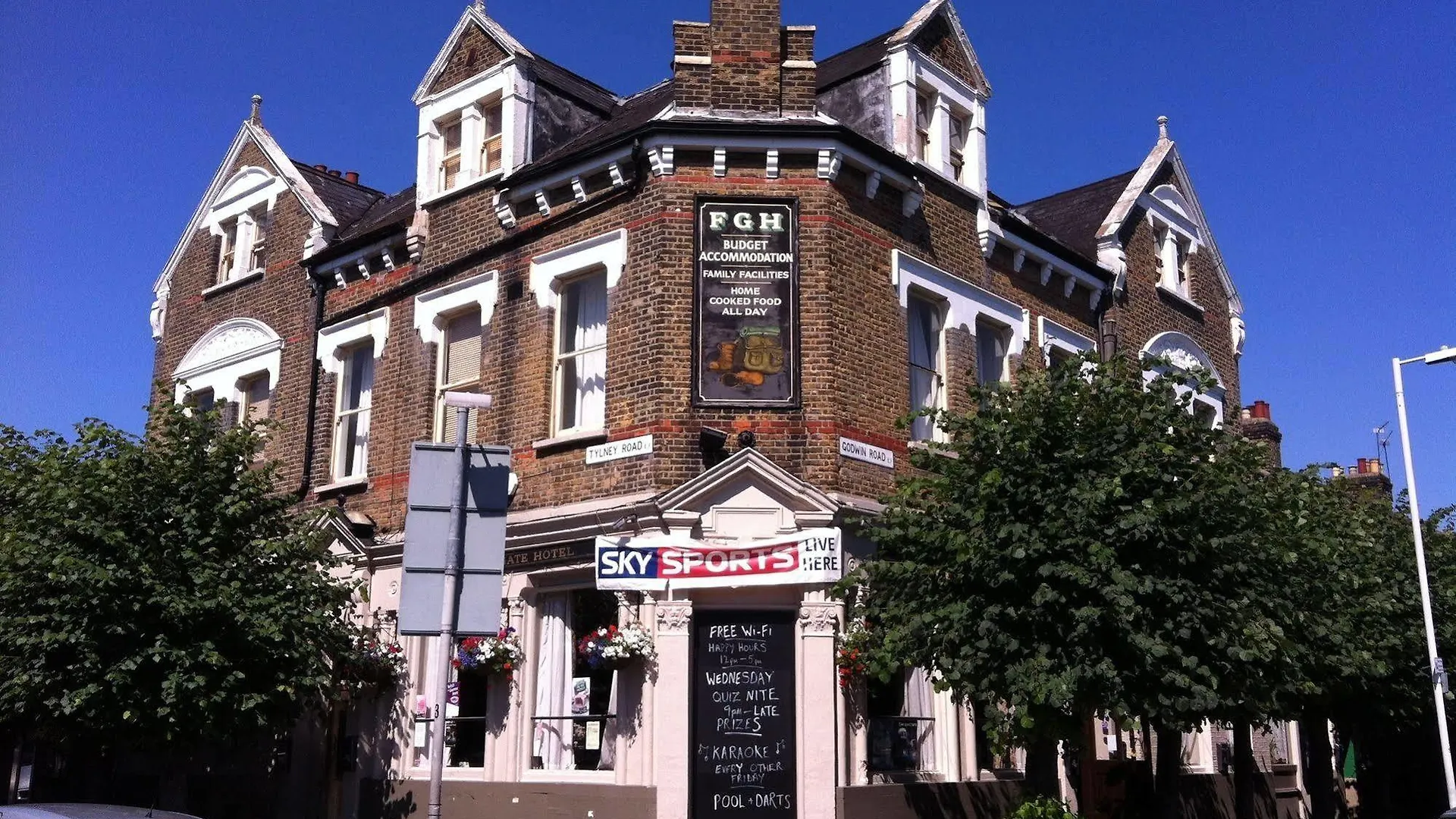 Forest Gate Hotel - Free Parking Limited Spaces contacts