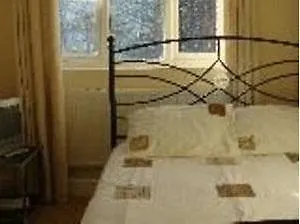 Inn Forest Gate Hotel - Free Parking Limited Spaces London